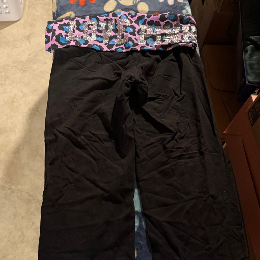 PINK Victoria's Secret Black Leggings with Pink Leopard Waistband - Picture 2 of 5